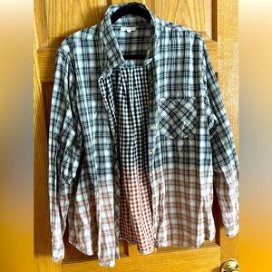 2x Maurice’s Flannel